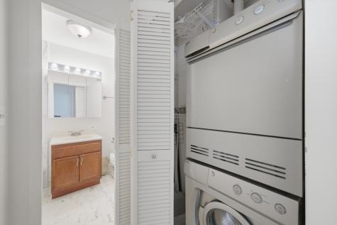 222 East Pearson Street Chicago IL 60611