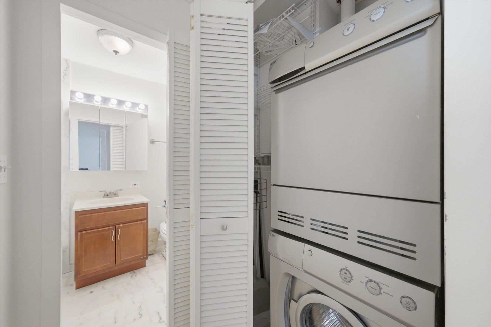 222 East Pearson Street Chicago IL 60611