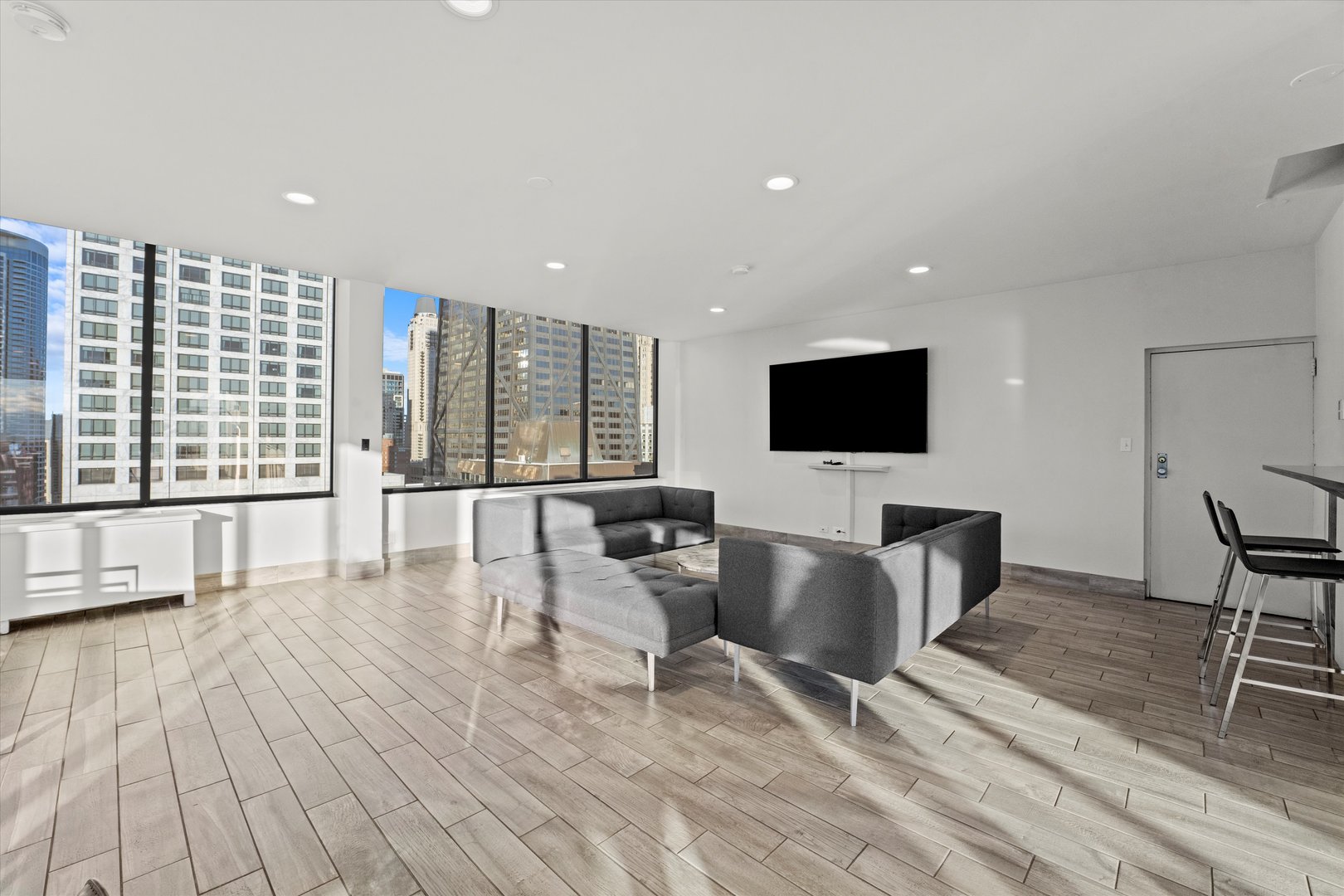 222 East Pearson Street Chicago IL 60611