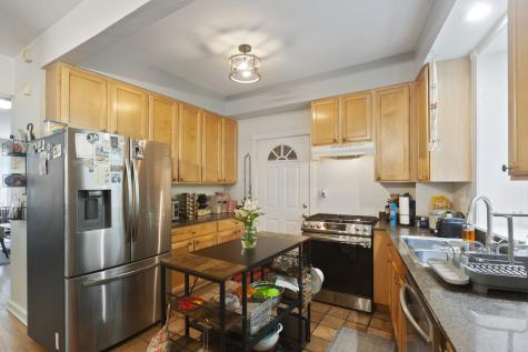 1319 West Fargo Avenue Chicago IL 60626