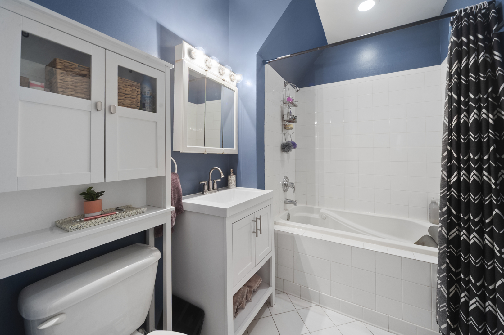 1319 West Fargo Avenue Chicago IL 60626