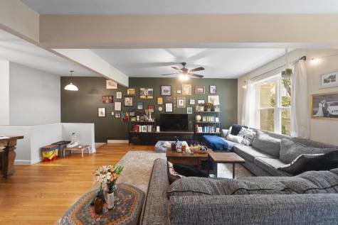 1319 West Fargo Avenue Chicago IL 60626