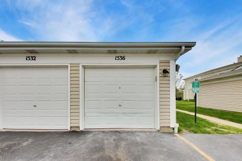 1536 Cornell Circle Hoffman Estates IL 60169