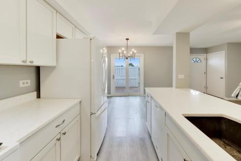 1536 Cornell Circle Hoffman Estates IL 60169