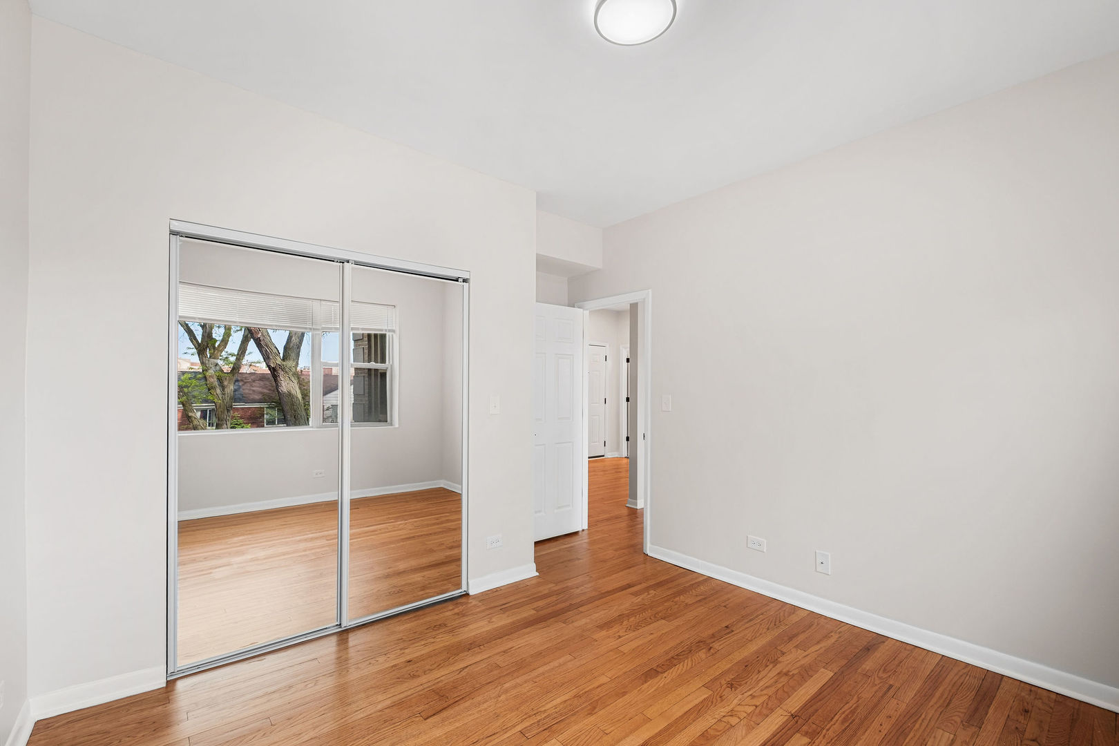 4859 North Harding Avenue Chicago IL 60625