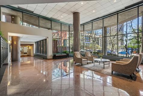 440 North Mcclurg Court Chicago IL 60611
