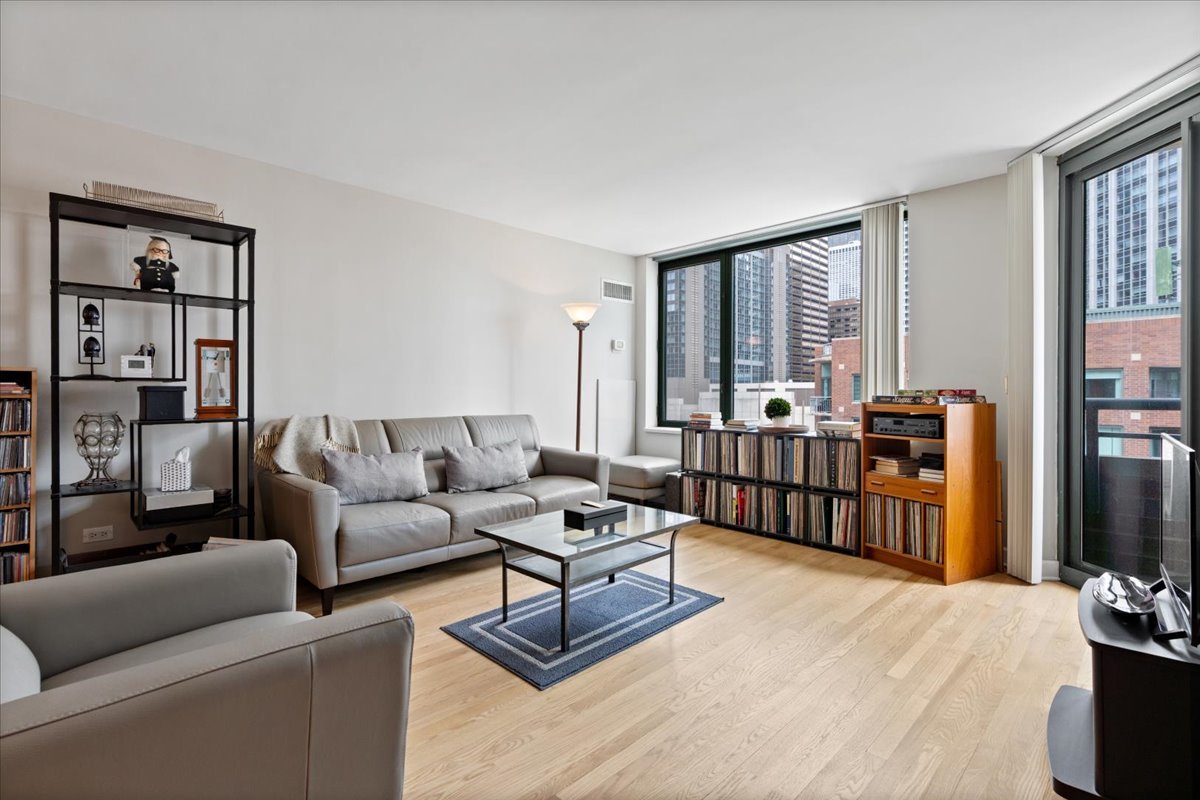 440 North Mcclurg Court Chicago IL 60611