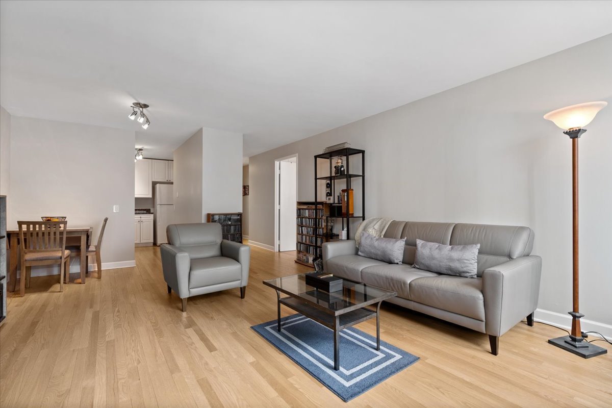 440 North Mcclurg Court Chicago IL 60611