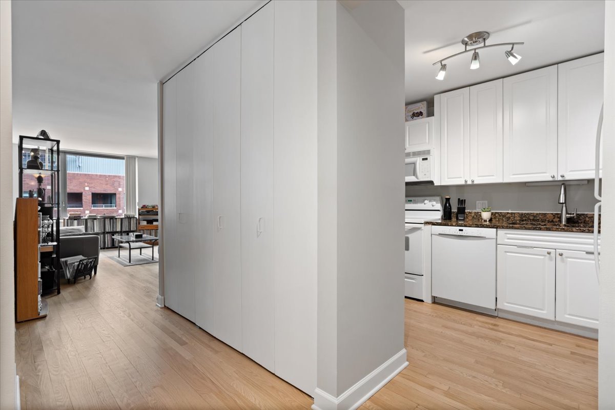 440 North Mcclurg Court Chicago IL 60611