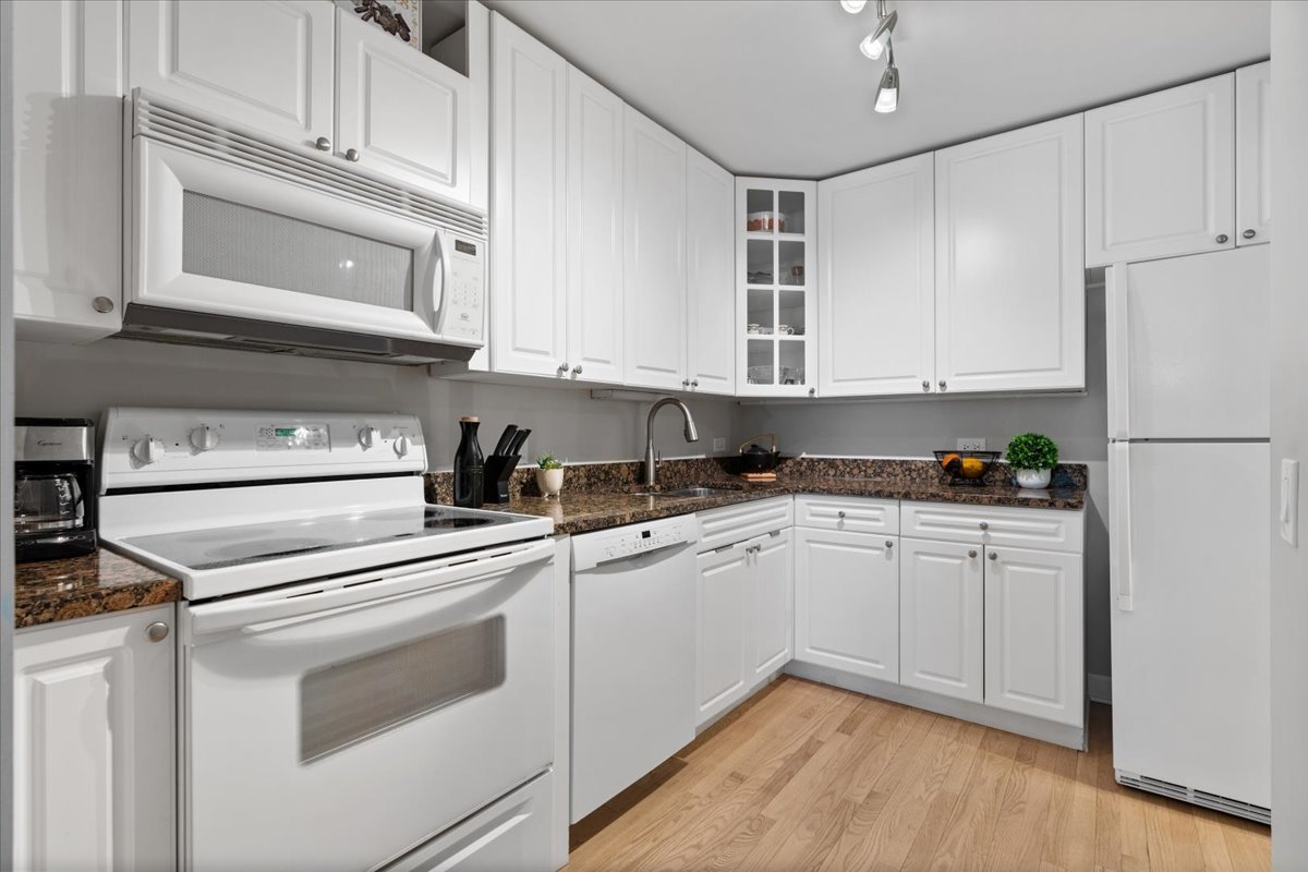 440 North Mcclurg Court Chicago IL 60611