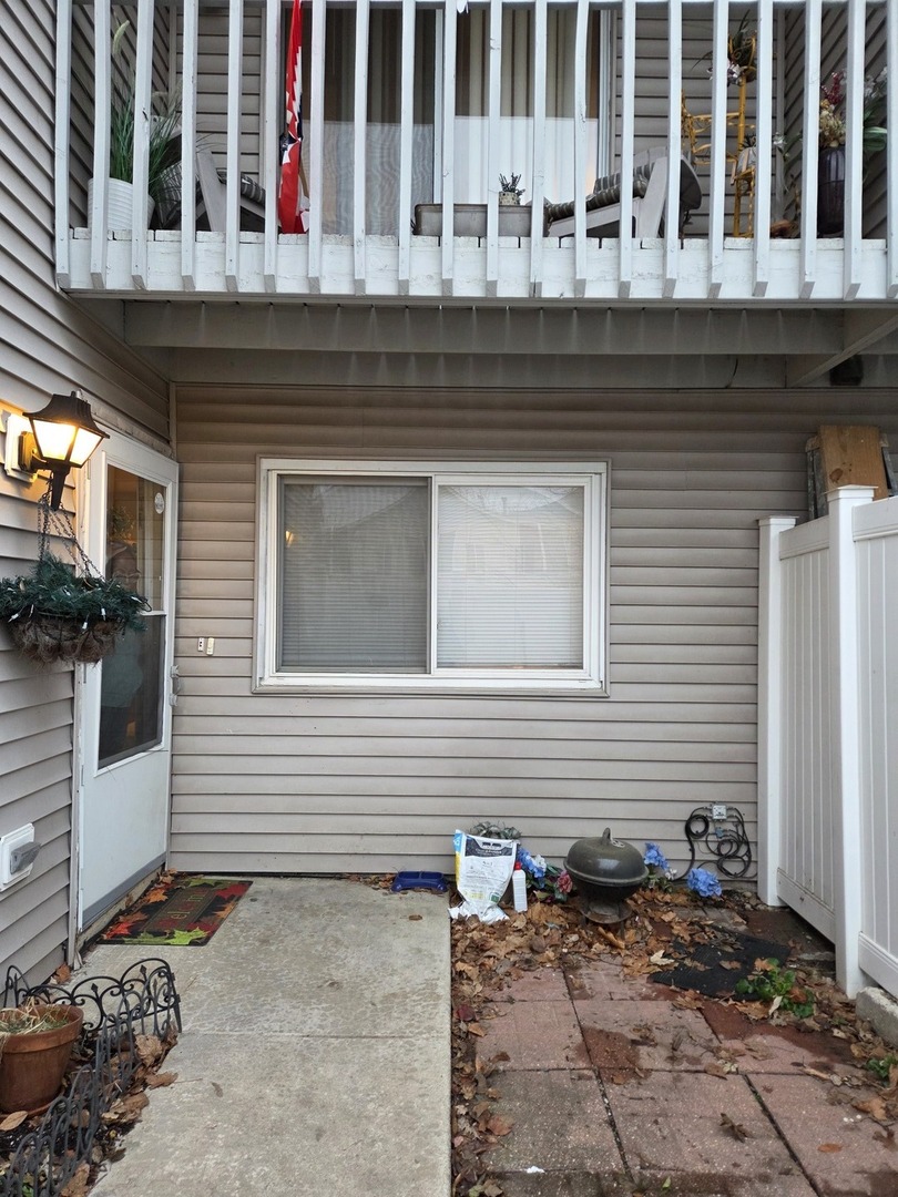 5 East Fernwood Drive Bolingbrook IL 60440