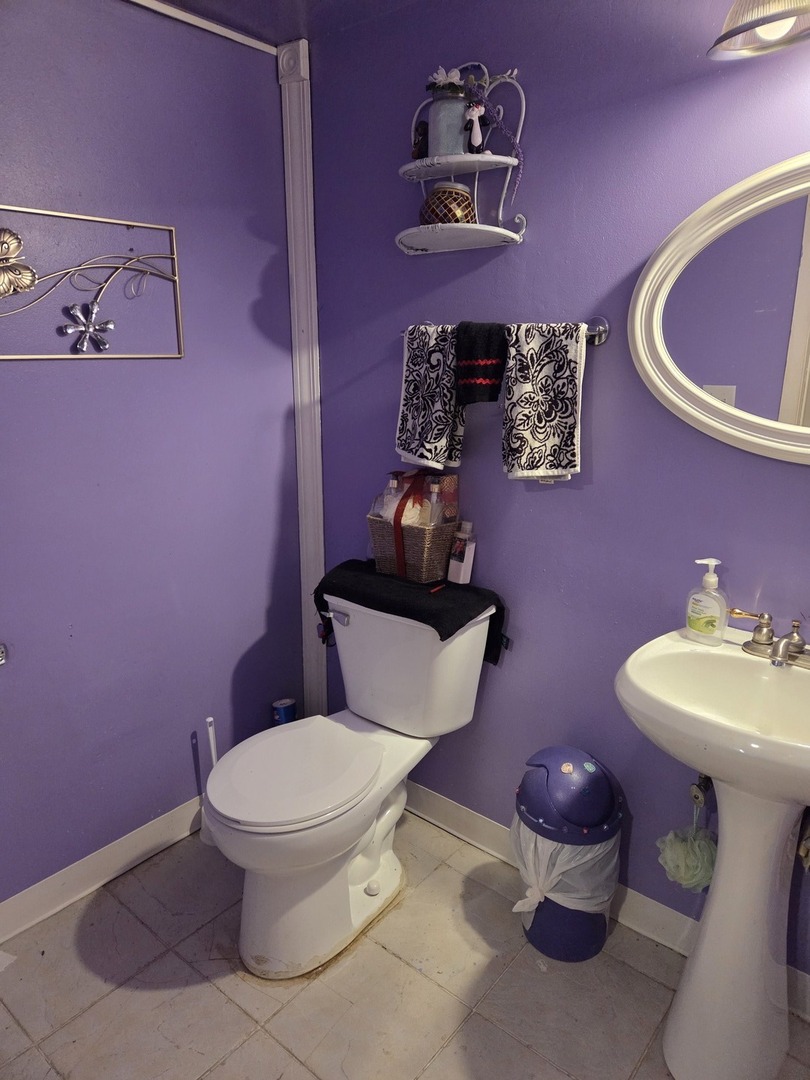 5 East Fernwood Drive Bolingbrook IL 60440
