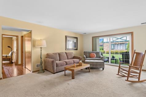 8058 Autobahn Drive S Palos Park IL 60464