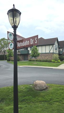 8058 Autobahn Drive S Palos Park IL 60464