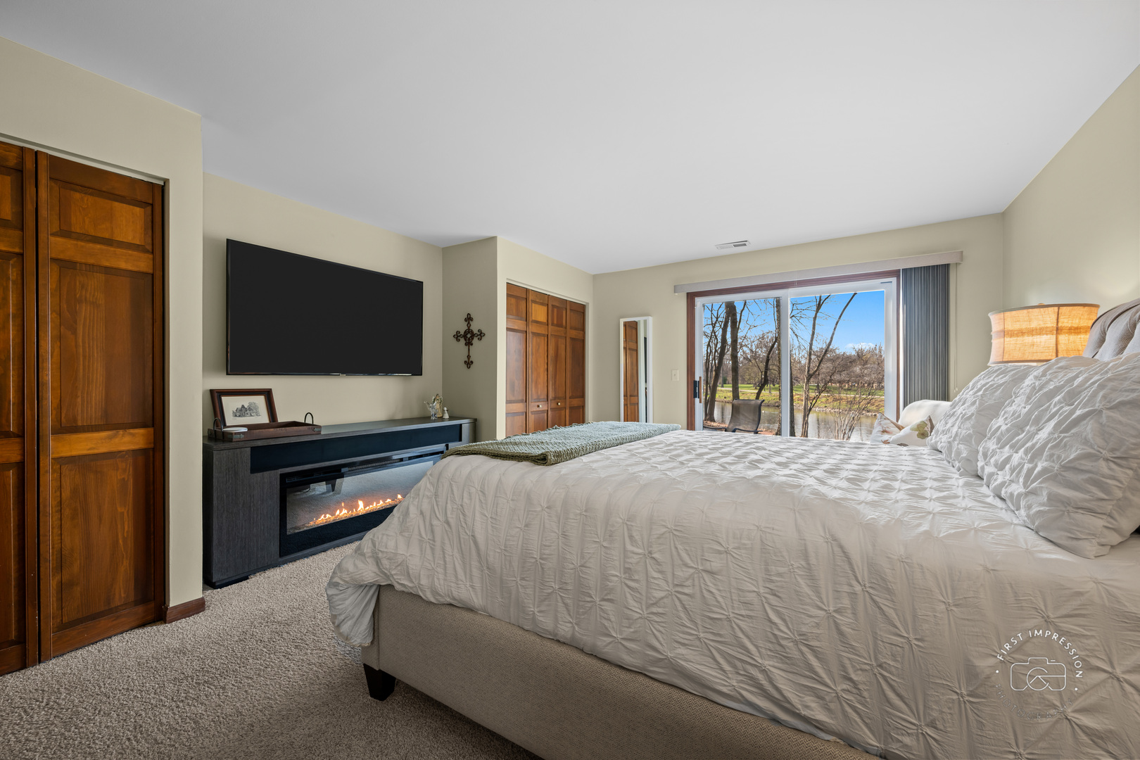 530 River Front Circle Naperville IL 60540