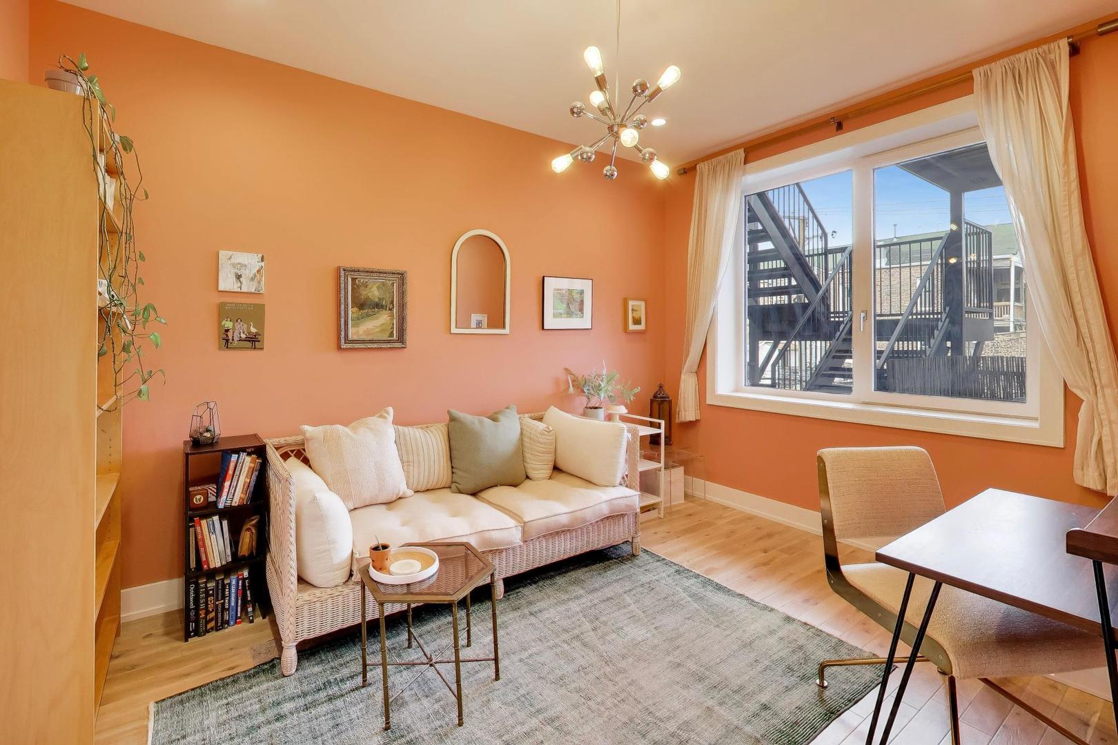 826 West Cullerton Street Chicago IL 60608