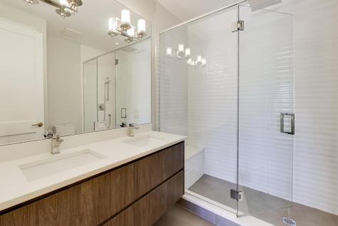 826 West Cullerton Street Chicago IL 60608