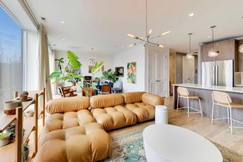 826 West Cullerton Street Chicago IL 60608