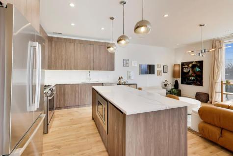826 West Cullerton Street Chicago IL 60608