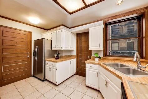 674 West Irving Park Road Chicago IL 60613