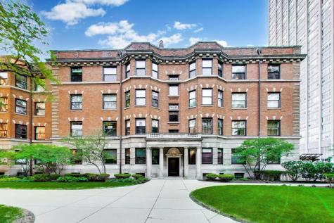 674 West Irving Park Road Chicago IL 60613