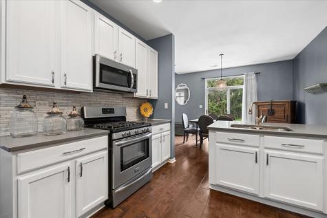 304 Grand Ridge Road St. Charles IL 60175