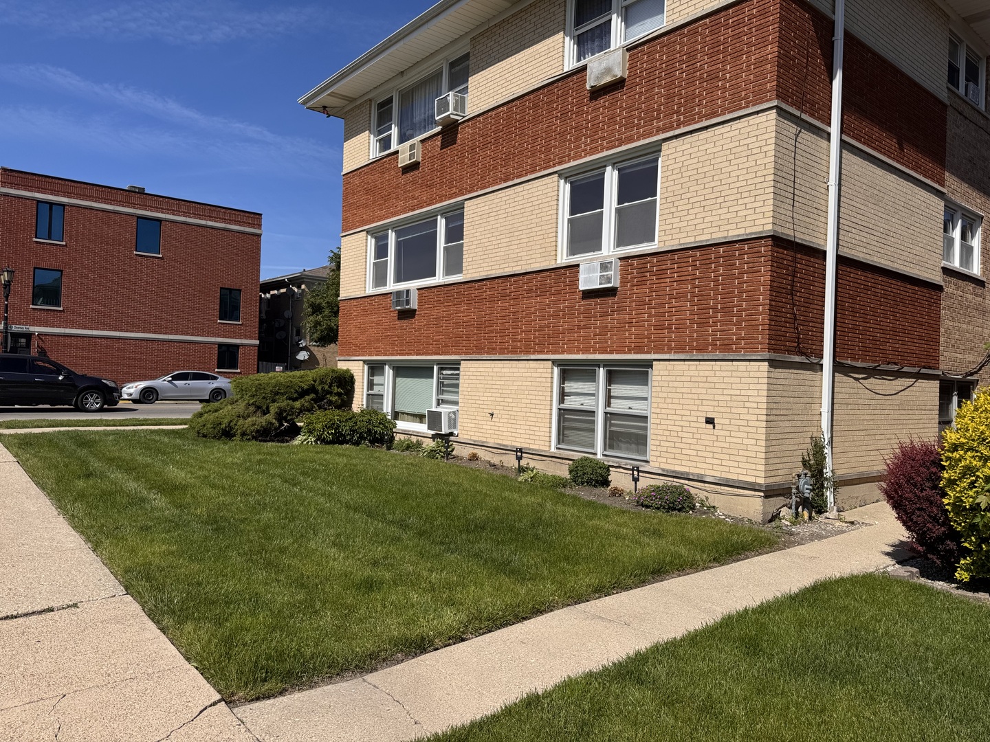 7347 West Diversey Avenue W Elmwood Park IL 60707