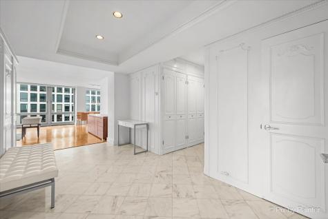 860 North Lake Shore Drive Chicago IL 60611