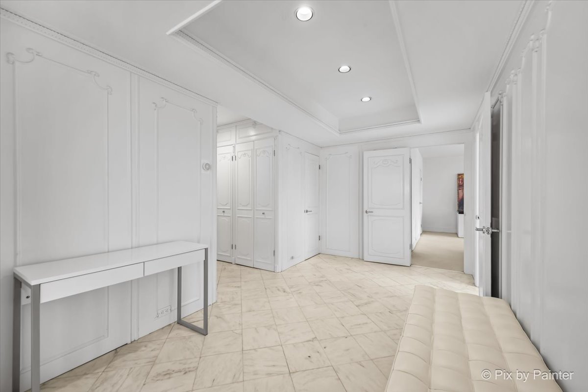 860 North Lake Shore Drive Chicago IL 60611