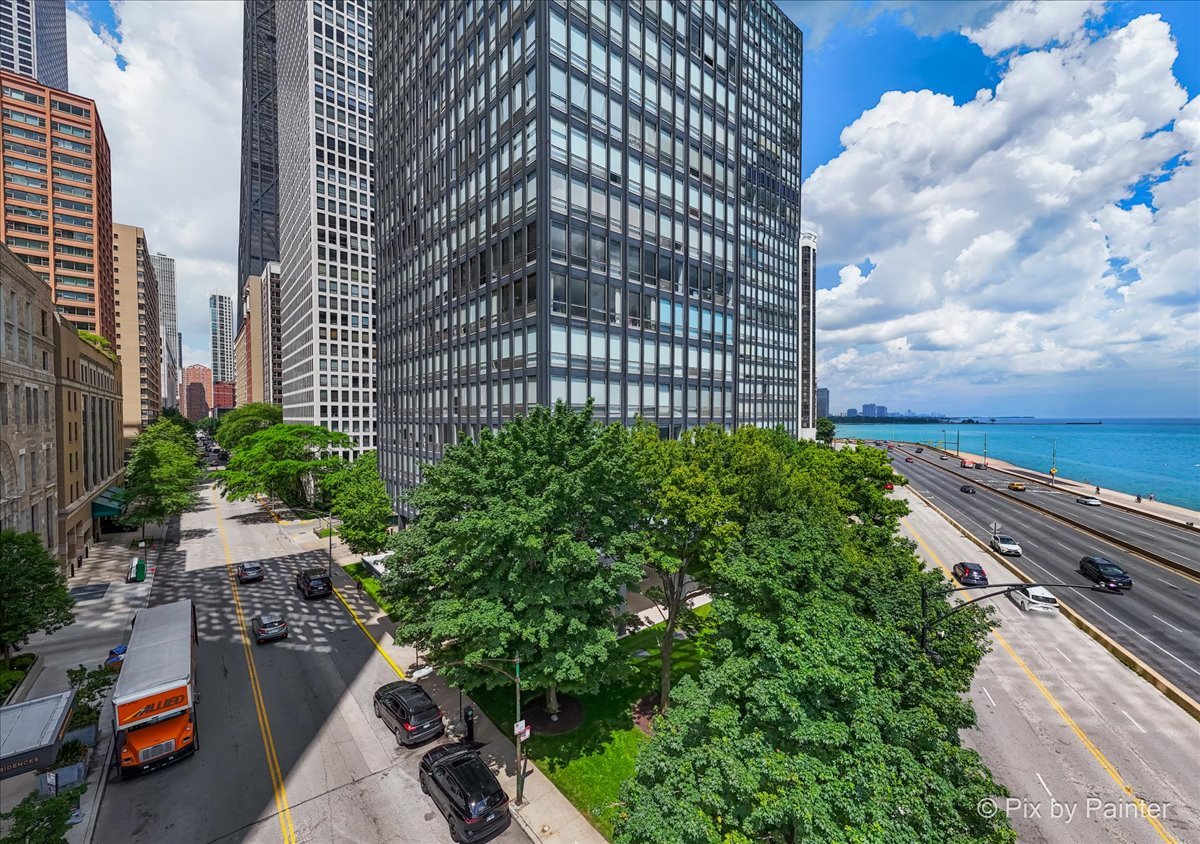 860 North Lake Shore Drive Chicago IL 60611