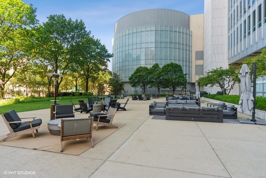 500 West Superior Street Chicago IL 60654