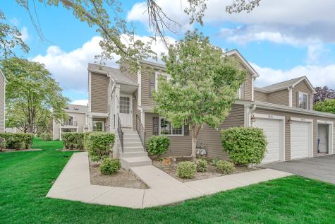 2136 Southwind Circle Schaumburg IL 60194