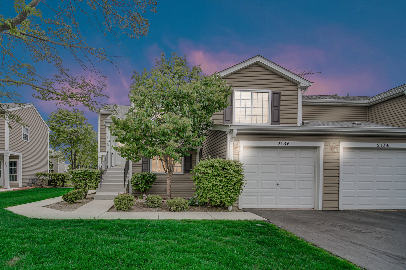 2136 Southwind Circle Schaumburg IL 60194