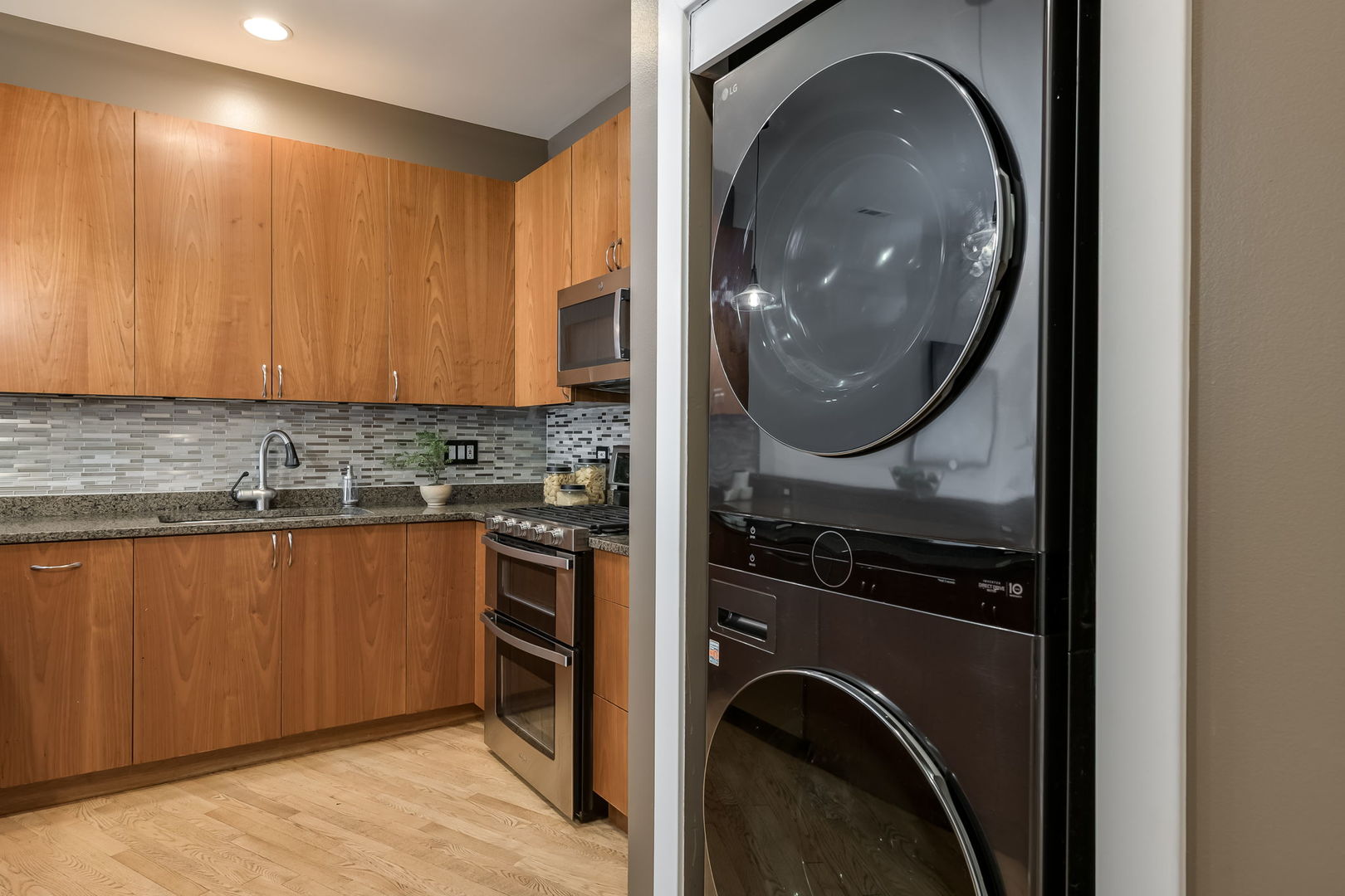 1621 West North Avenue Chicago IL 60622
