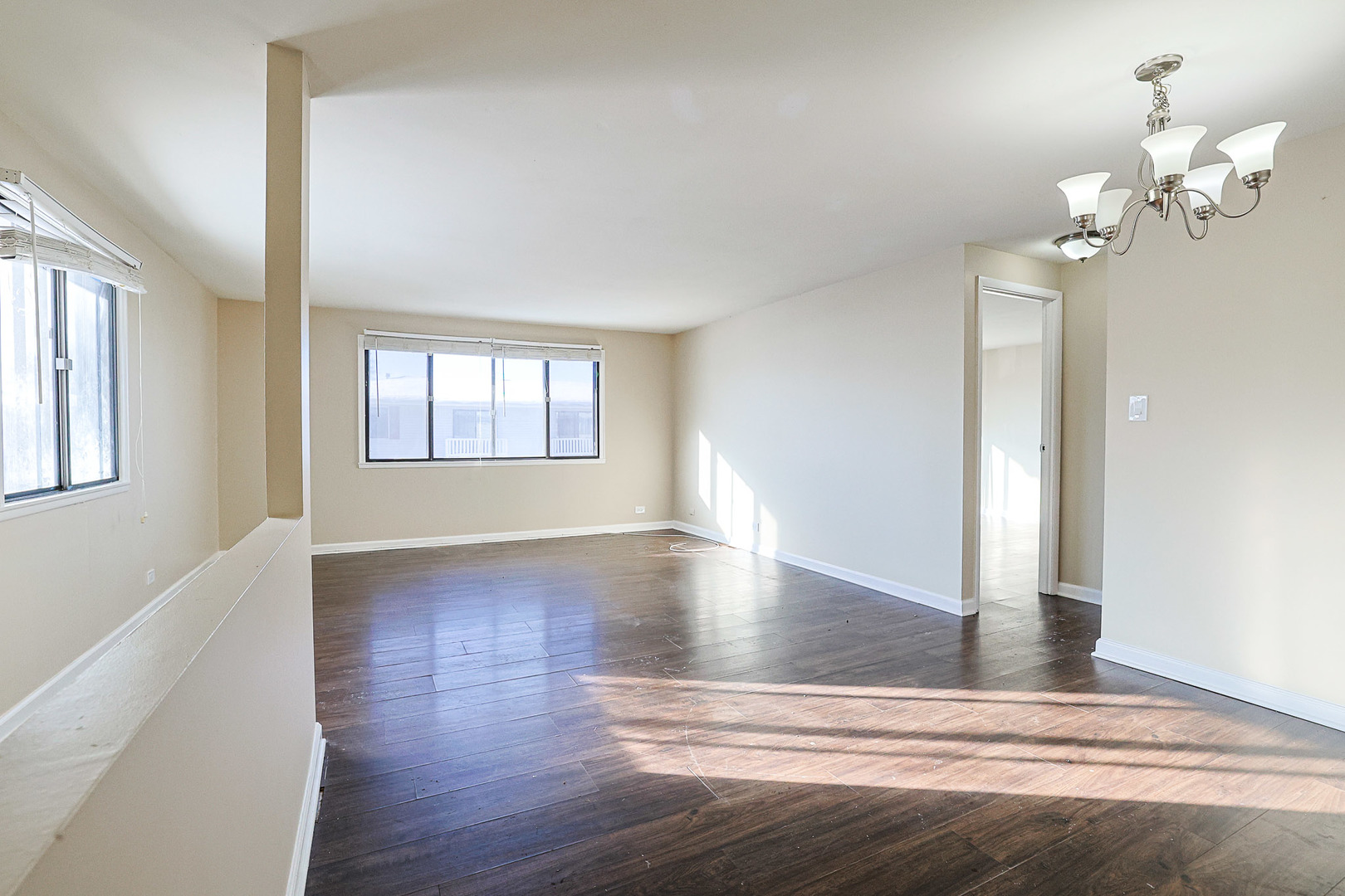 107 Tonset Court Schaumburg IL 60193