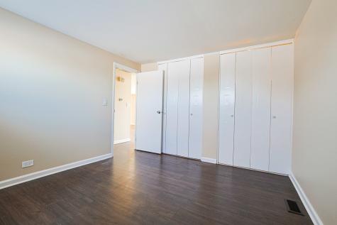 107 Tonset Court Schaumburg IL 60193