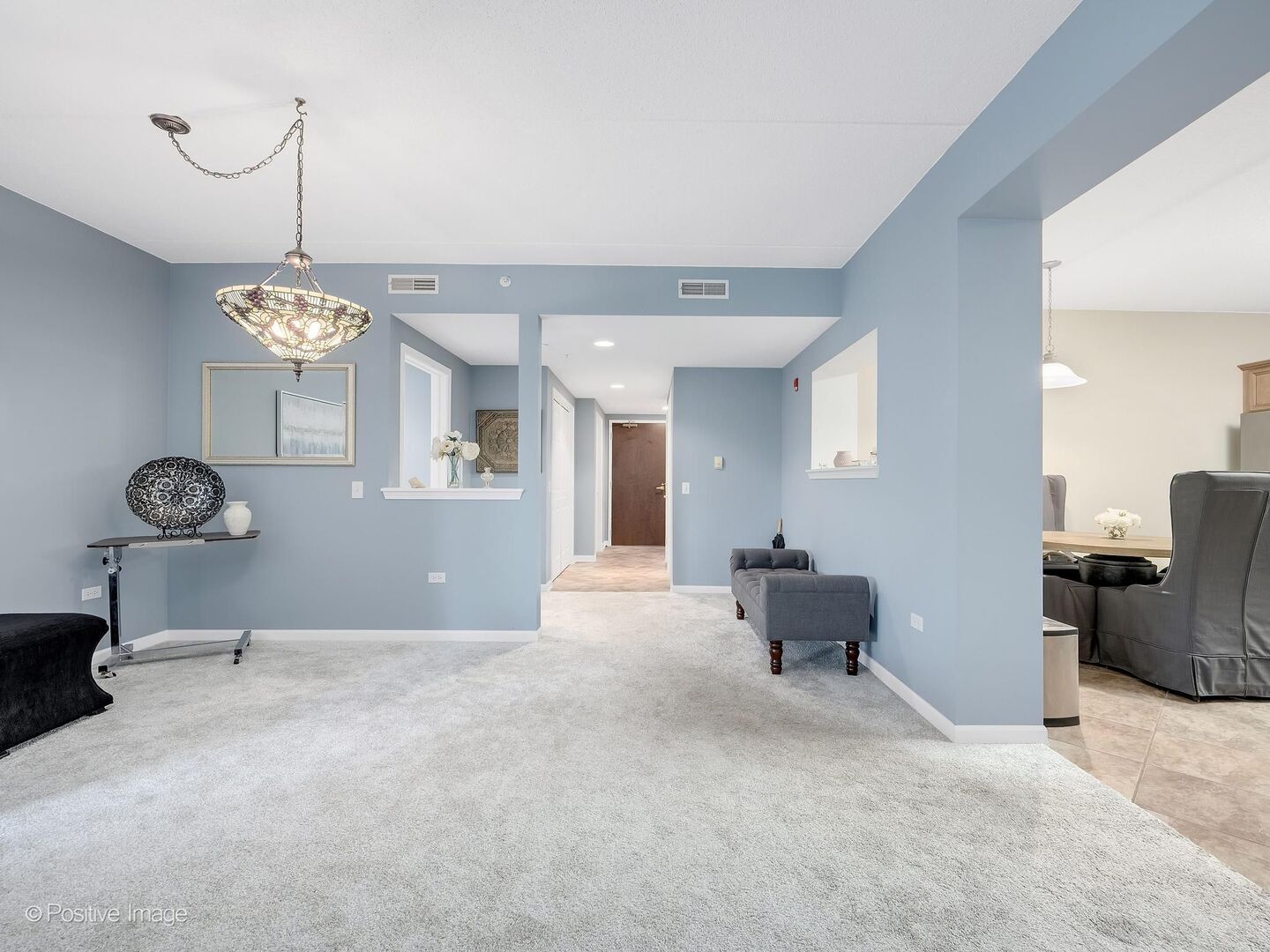 586 Crescent Boulevard Glen Ellyn IL 60137