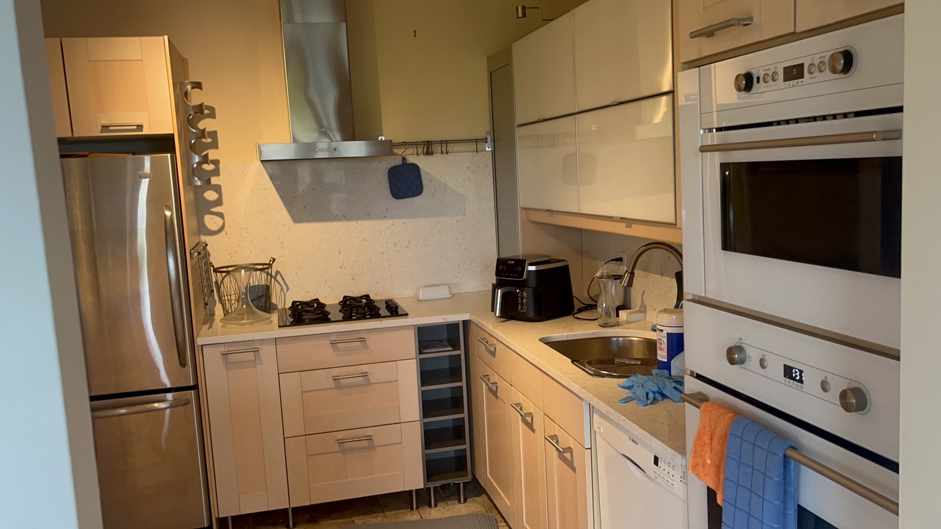 4800 South Lake Park Avenue Chicago IL 60615