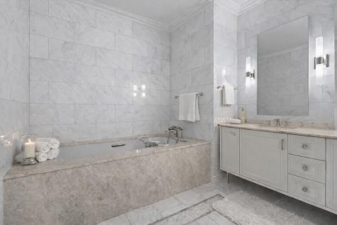435 North Michigan Avenue Chicago IL 60611