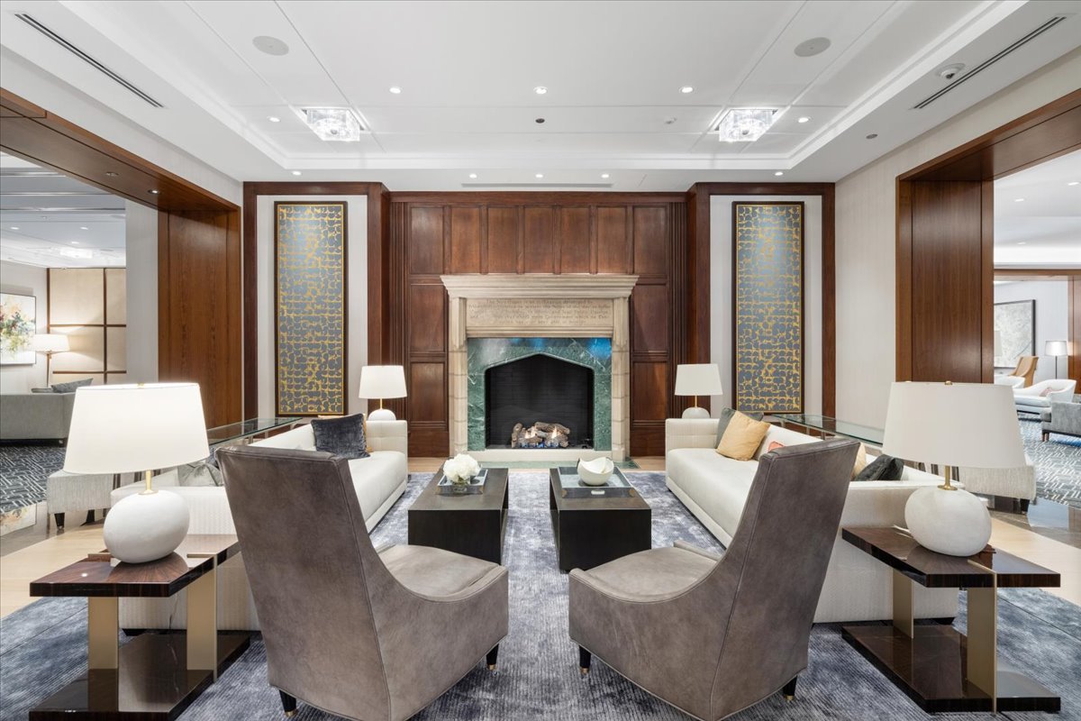 435 North Michigan Avenue Chicago IL 60611
