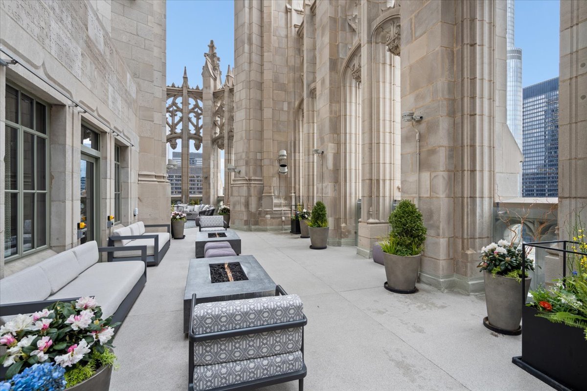 435 North Michigan Avenue Chicago IL 60611