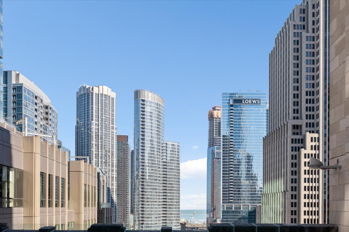 435 North Michigan Avenue Chicago IL 60611