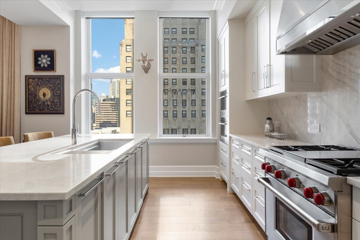 435 North Michigan Avenue Chicago IL 60611