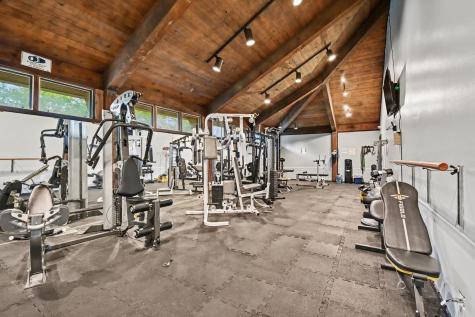 2015 South Finley Road Lombard IL 60148