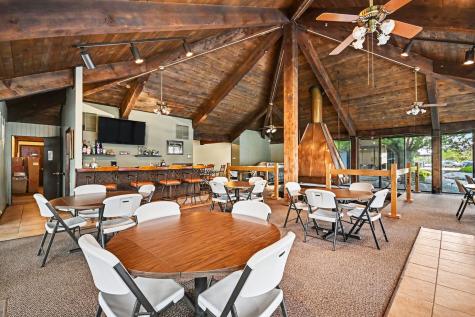 2015 South Finley Road Lombard IL 60148