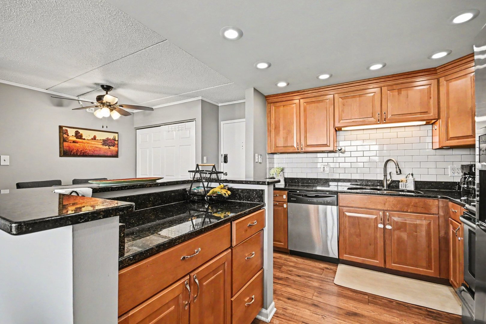 2015 South Finley Road Lombard IL 60148