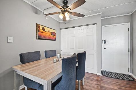 2015 South Finley Road Lombard IL 60148