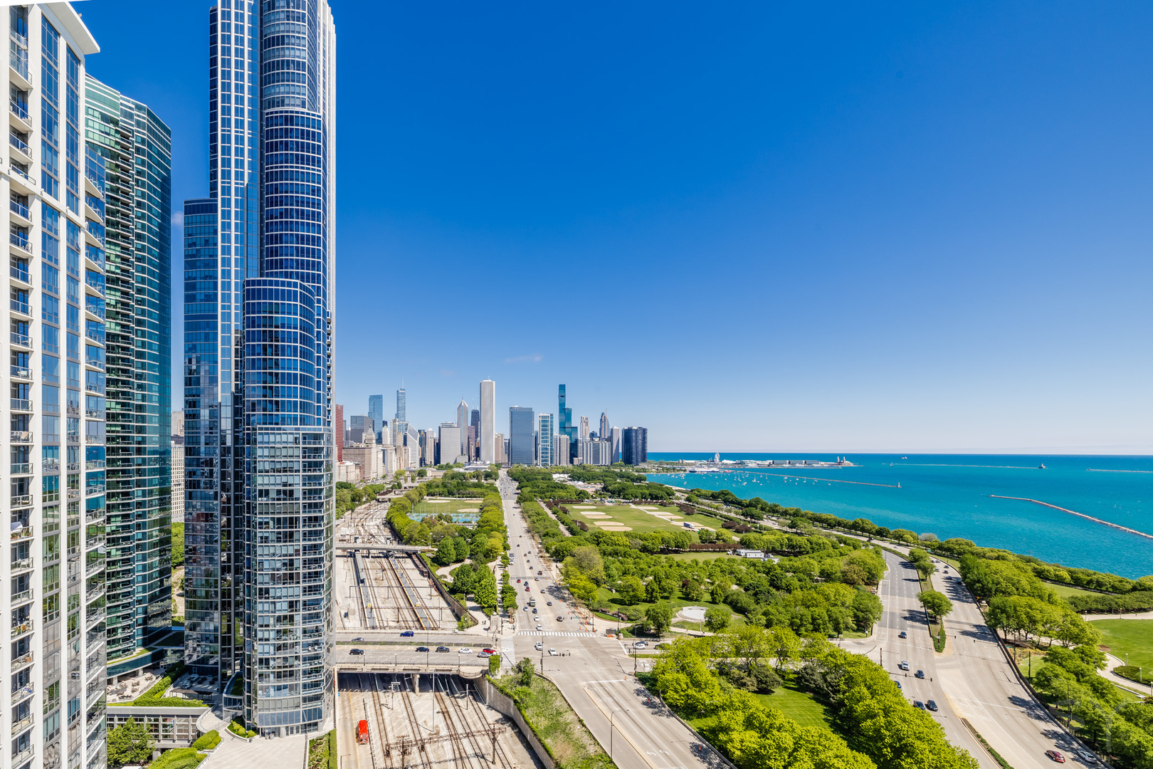 233 East 13th Street Chicago IL 60605