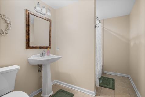 1417 Shire Circle Inverness IL 60067
