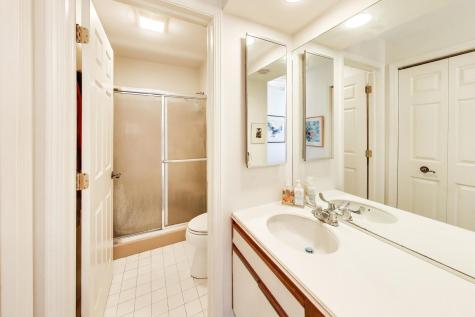 1501 Oak Avenue Evanston IL 60201